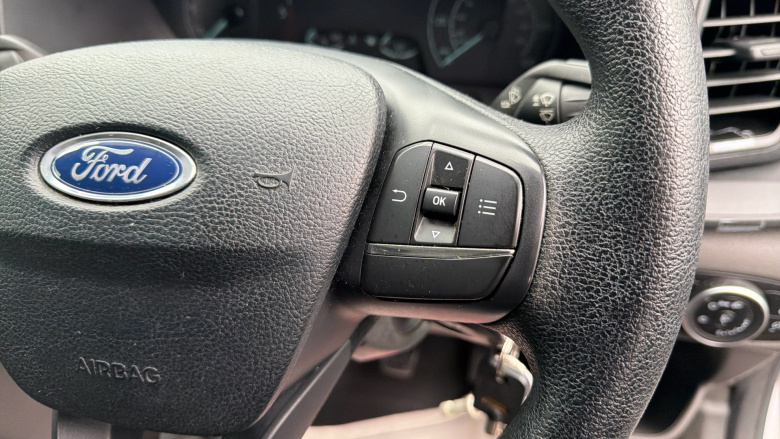 Ford Transit Custom 300 L1 Diesel Fwd 2.0 EcoBlue 130ps High Roof Leader Van